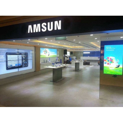 electronic display showcas...