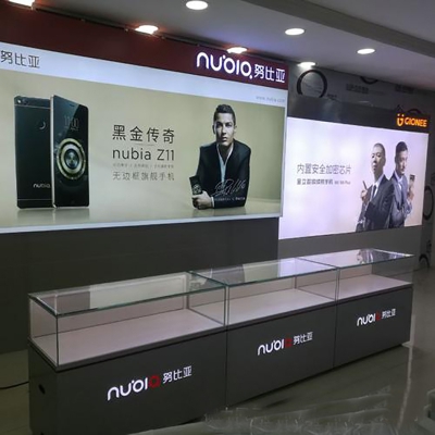electronic display showcas...