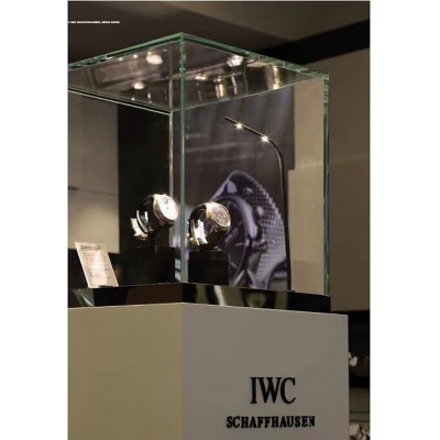 watch shop design9